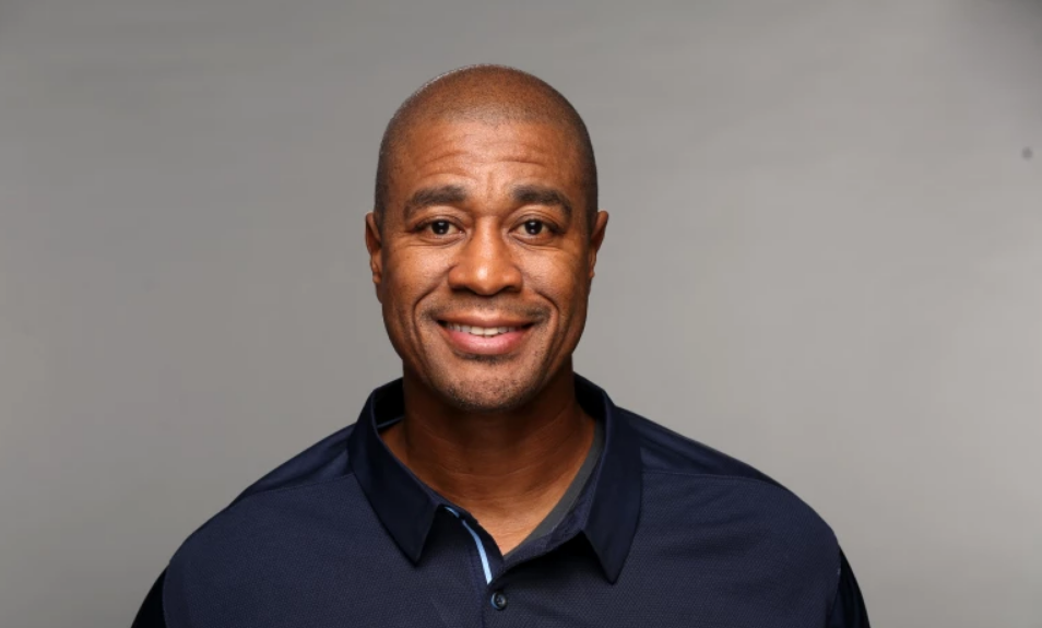 Rob Moore Speaking Fee and Booking Agent Contact